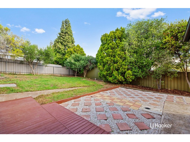25 Halcyon Avenue, Greenwith SA 5125