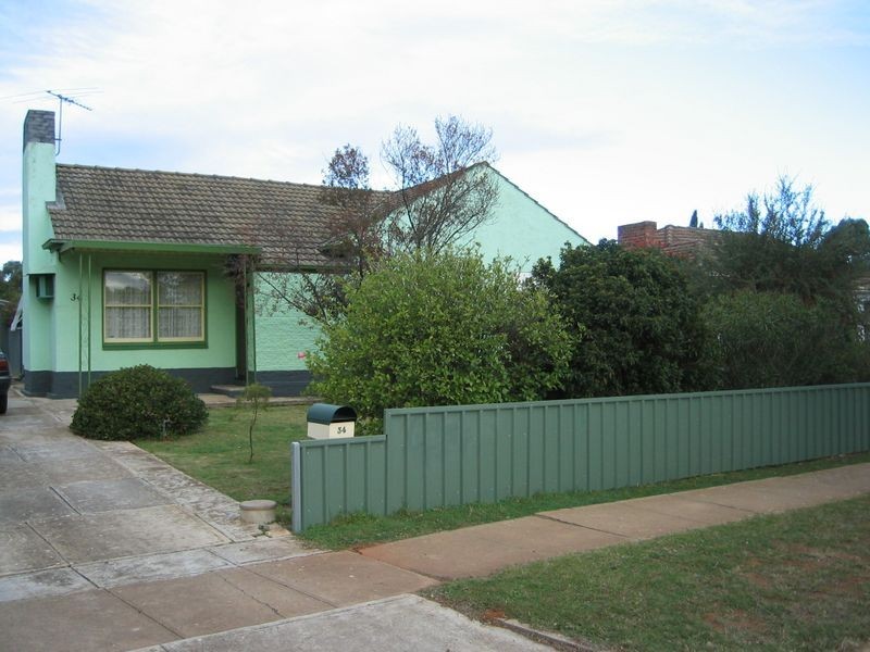 34 Peterswool Road, Elizabeth Park SA 5113