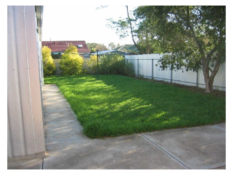 12 Chilmark Street, Elizabeth Vale SA 5112