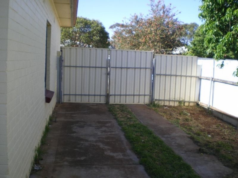 72 Sampson Road, Elizabeth Grove SA 5112