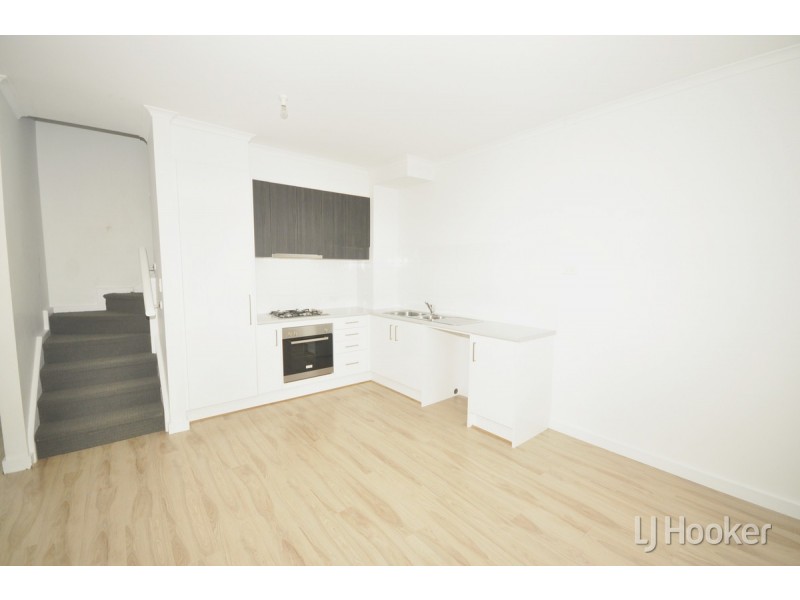 16 Adamson Street, Blakeview SA 5114