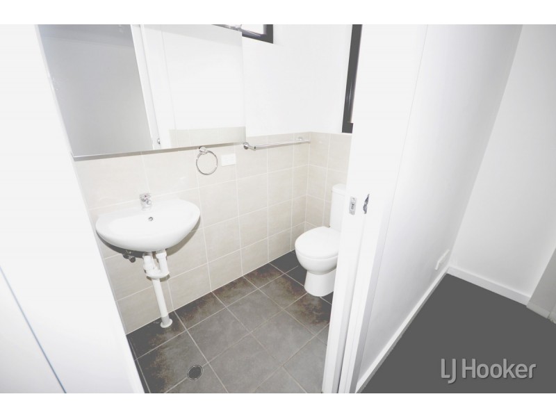 16 Adamson Street, Blakeview SA 5114