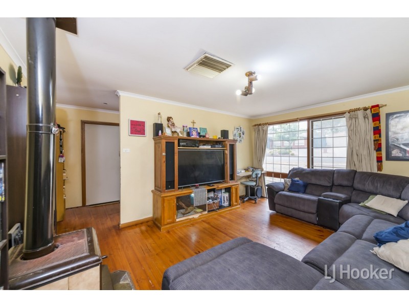 32 Derrick Road, Elizabeth East SA 5112