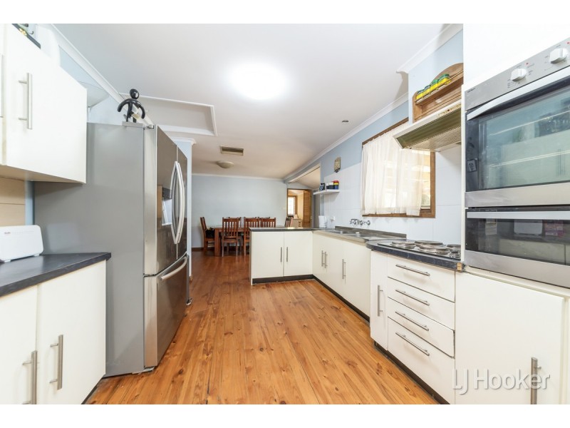 32 Derrick Road, Elizabeth East SA 5112