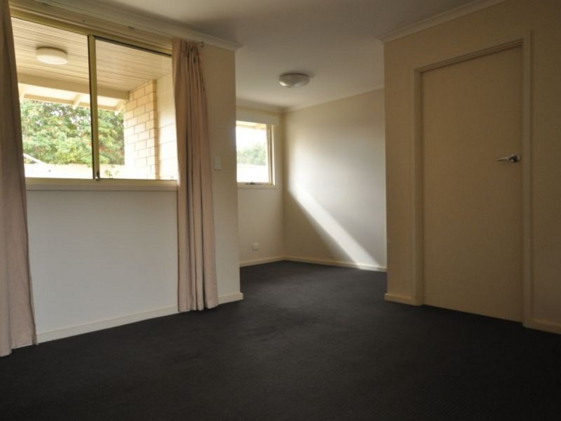 9/102 Halsey Road, Elizabeth East SA 5112