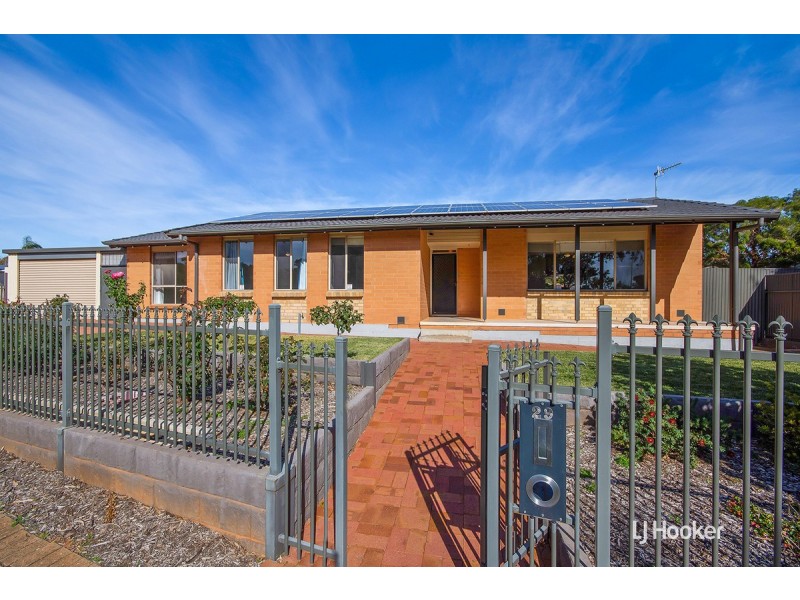 29 Linger Crescent, Elizabeth Downs SA 5113