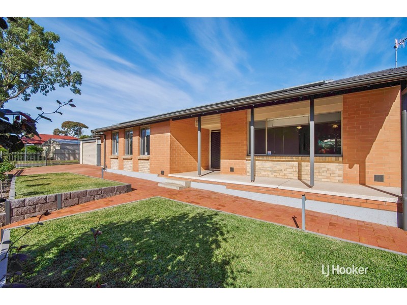 29 Linger Crescent, Elizabeth Downs SA 5113