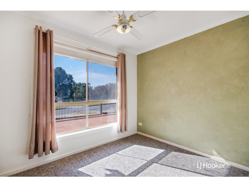 29 Linger Crescent, Elizabeth Downs SA 5113