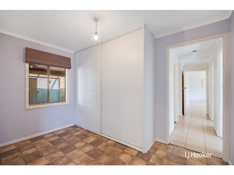 29 Linger Crescent, Elizabeth Downs SA 5113