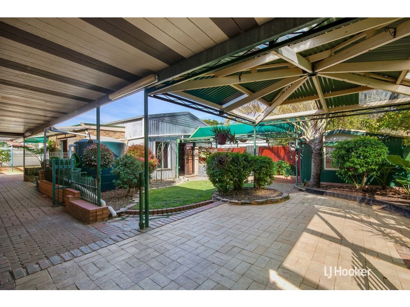 29 Linger Crescent, Elizabeth Downs SA 5113