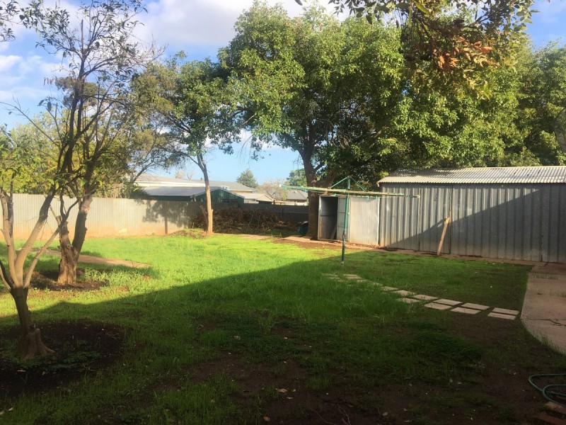 16 Tolmer Road, Elizabeth Park SA 5113