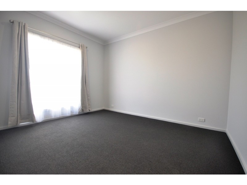 6 McGlynn Court, Blakeview SA 5114