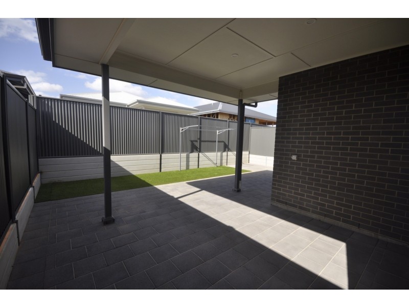 6 McGlynn Court, Blakeview SA 5114