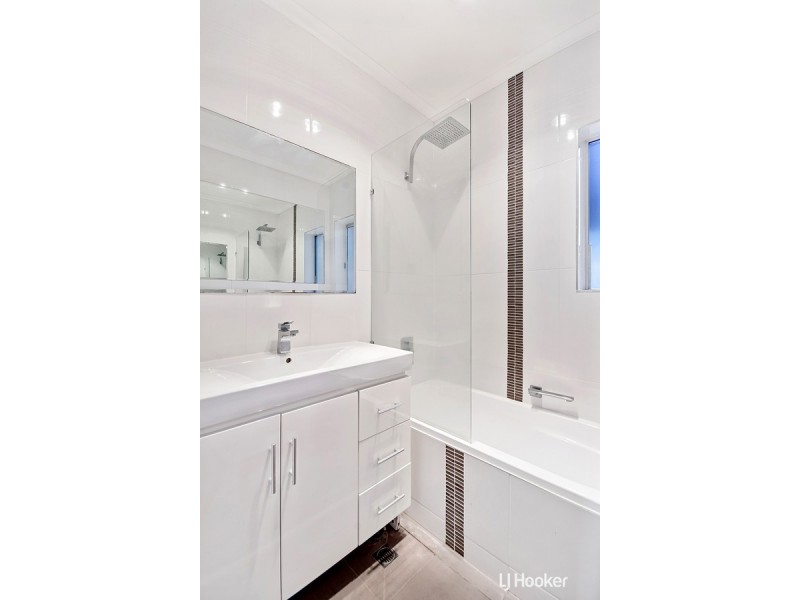 26 Davidson Road, Elizabeth Vale SA 5112