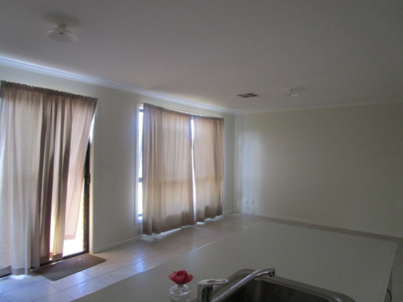 17 St Clair Avenue, Andrews Farm SA 5114