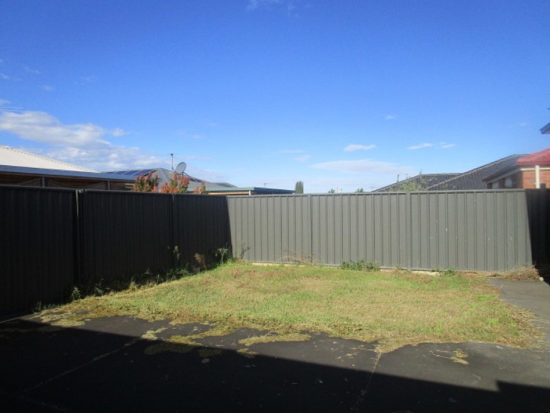 17 St Clair Avenue, Andrews Farm SA 5114