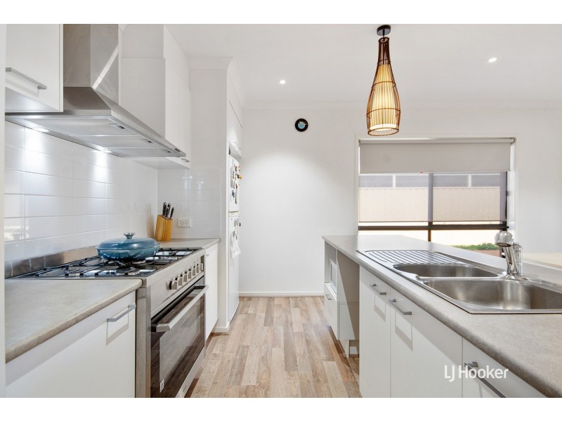 2 Fanflower Way, Munno Para SA 5115