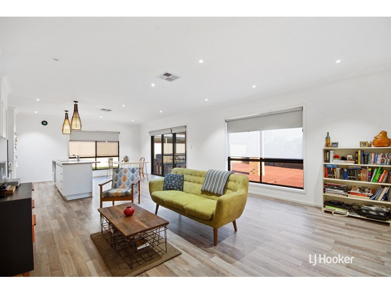 2 Fanflower Way, Munno Para SA 5115