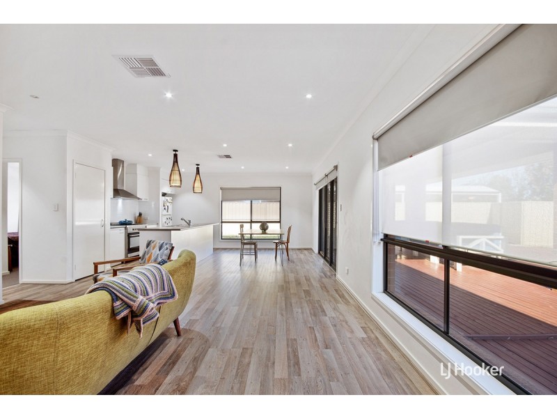 2 Fanflower Way, Munno Para SA 5115