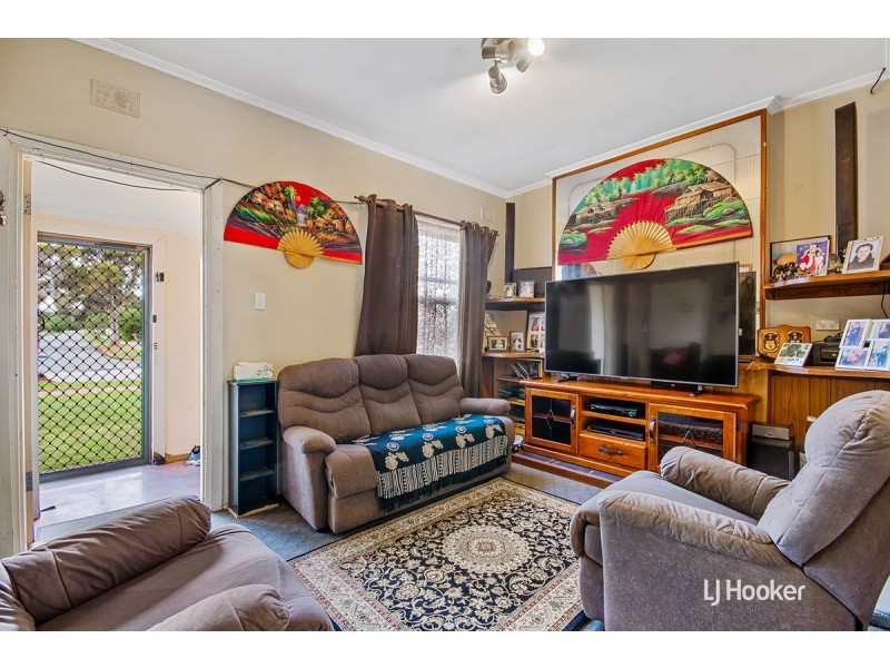 22 Barrow Crescent, Elizabeth Vale SA 5112