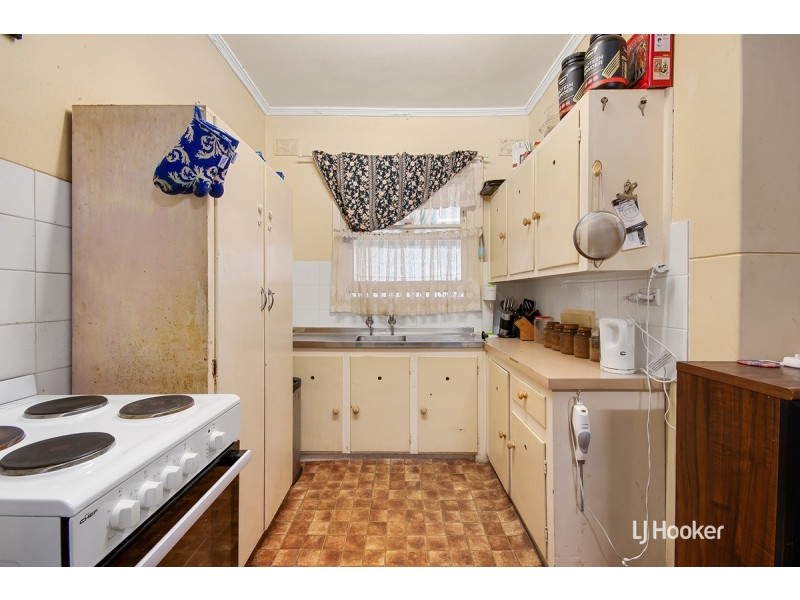 22 Barrow Crescent, Elizabeth Vale SA 5112