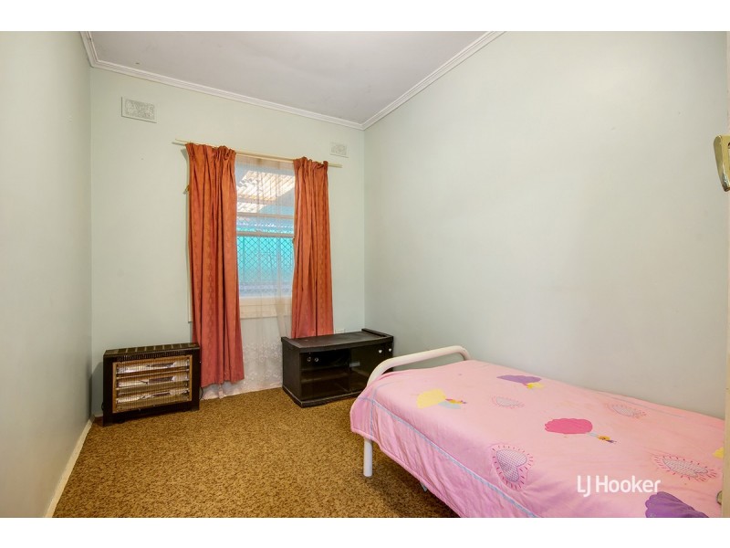 22 Barrow Crescent, Elizabeth Vale SA 5112