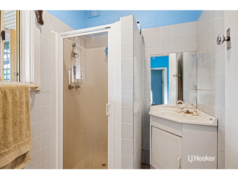 22 Barrow Crescent, Elizabeth Vale SA 5112