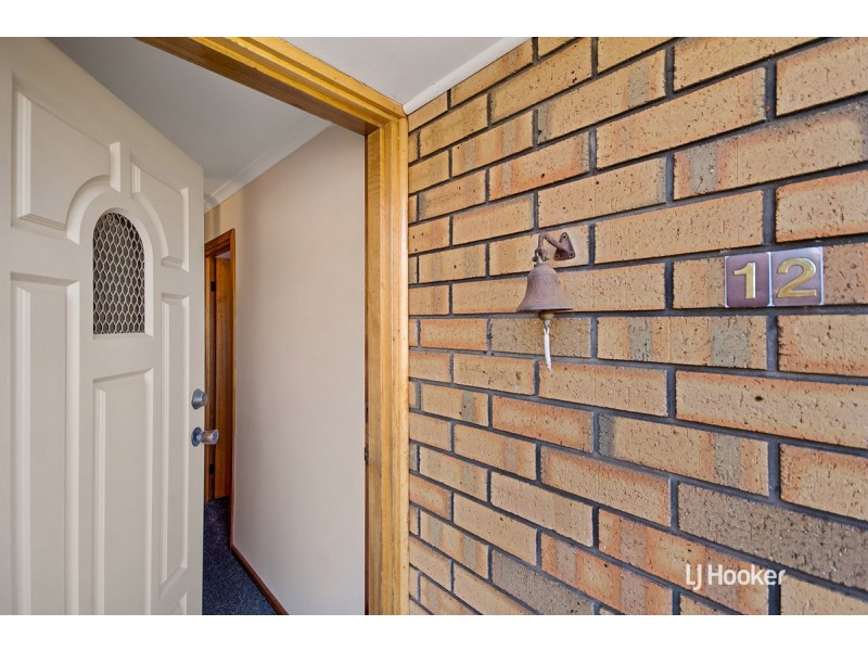 12 Chestnut Grove, Hillbank SA 5112