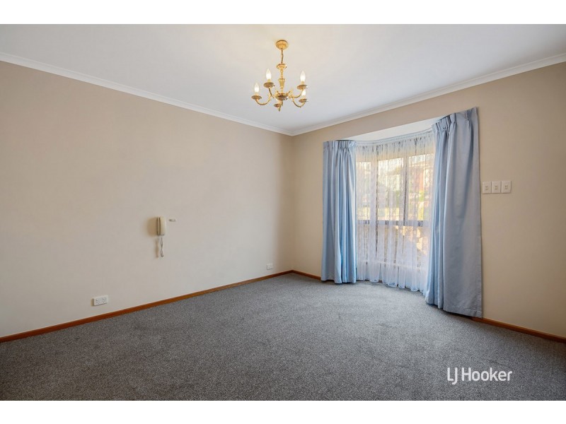 12 Chestnut Grove, Hillbank SA 5112