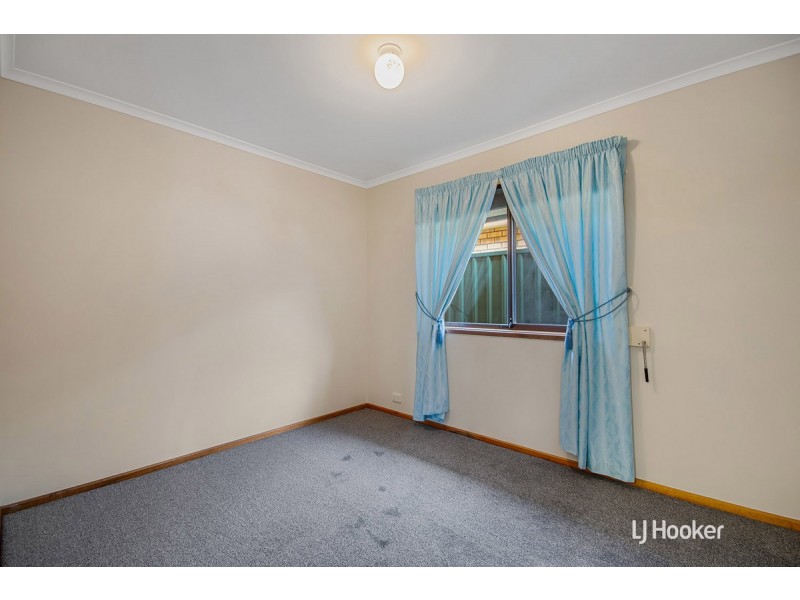 12 Chestnut Grove, Hillbank SA 5112