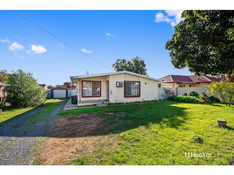 23 Bloomfield Crescent, Elizabeth Downs SA 5113