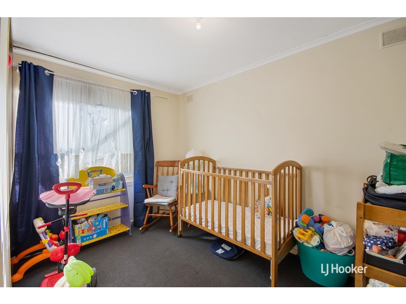 23 Bloomfield Crescent, Elizabeth Downs SA 5113