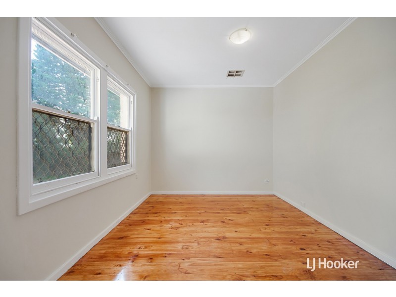 40 Johnston Road, Elizabeth Downs SA 5113