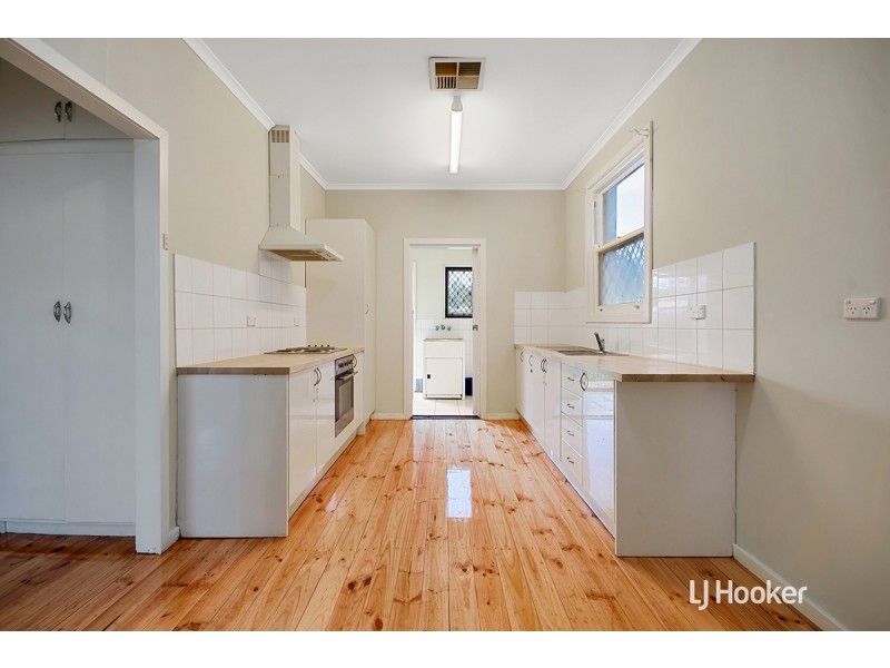 40 Johnston Road, Elizabeth Downs SA 5113