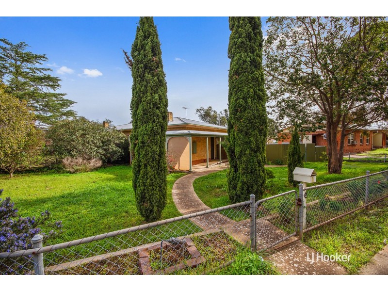 1 Filsoll Street, Elizabeth Downs SA 5113