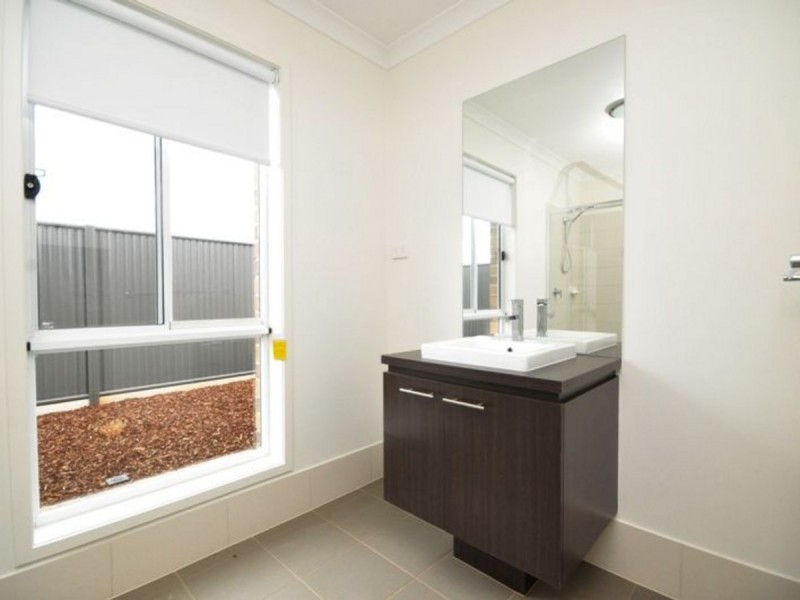 15 Highland Ciruit, Blakeview SA 5114