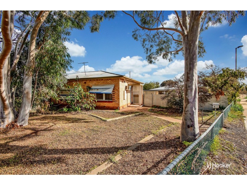 11 Leslie Street, Elizabeth East SA 5112