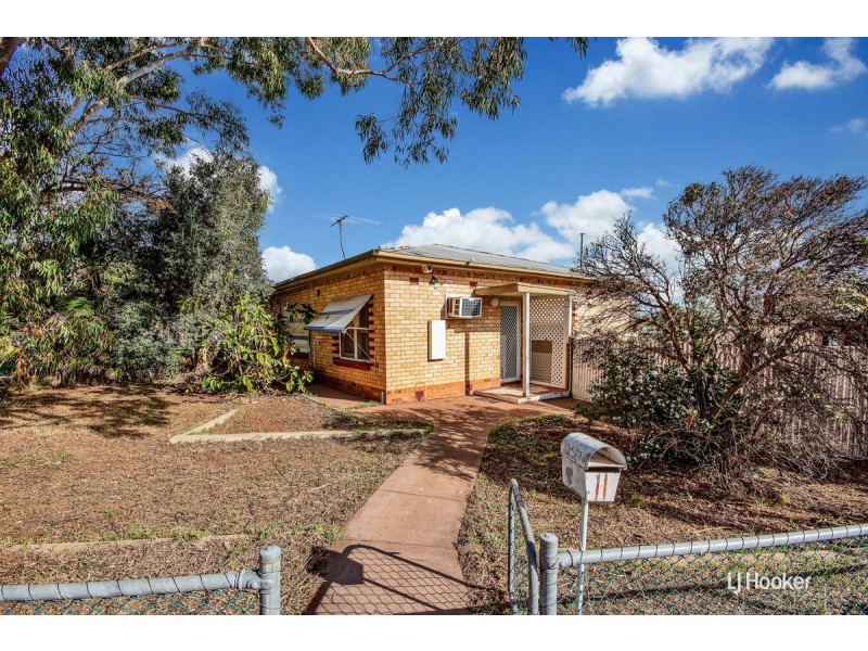 11 Leslie Street, Elizabeth East SA 5112