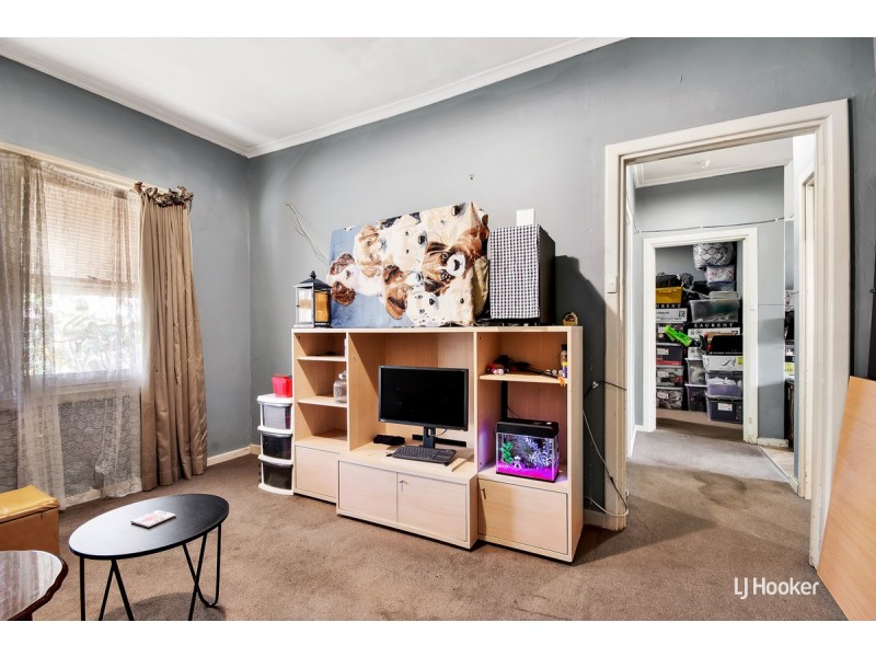 11 Leslie Street, Elizabeth East SA 5112