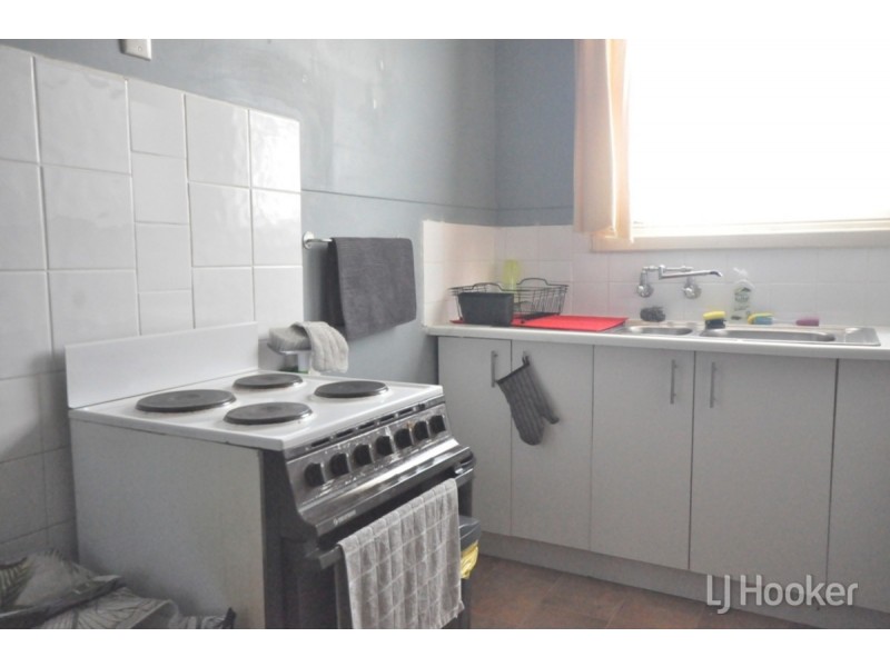 11 Leslie Street, Elizabeth East SA 5112