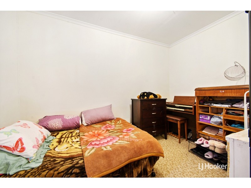 4 Hogarth Road, Elizabeth South SA 5112