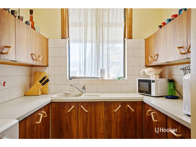 4 Hogarth Road, Elizabeth South SA 5112