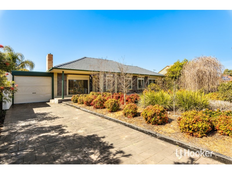 13 Shaftesbury Road, Elizabeth Vale SA 5112