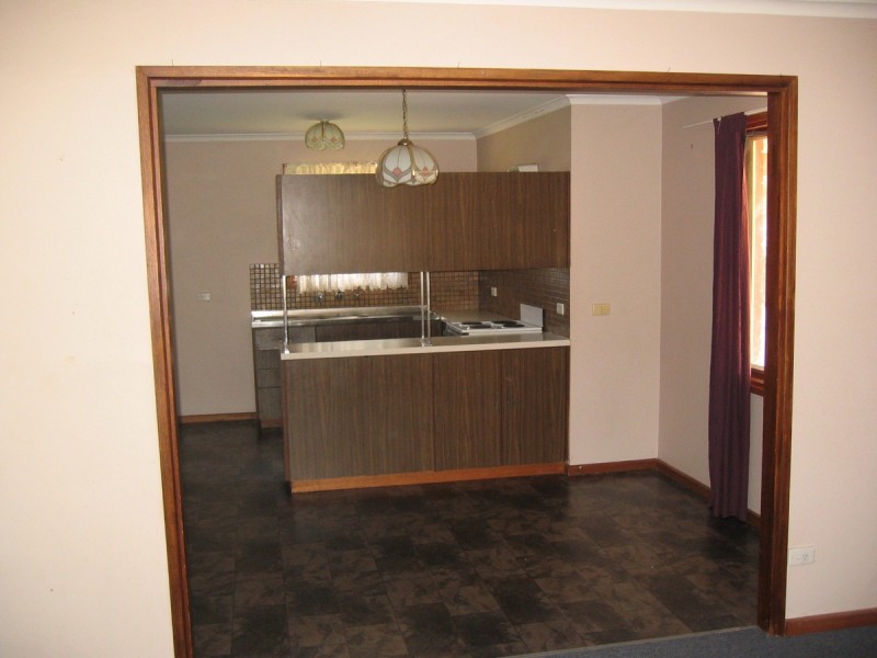 12 Hawker Crescent, Elizabeth East SA 5112