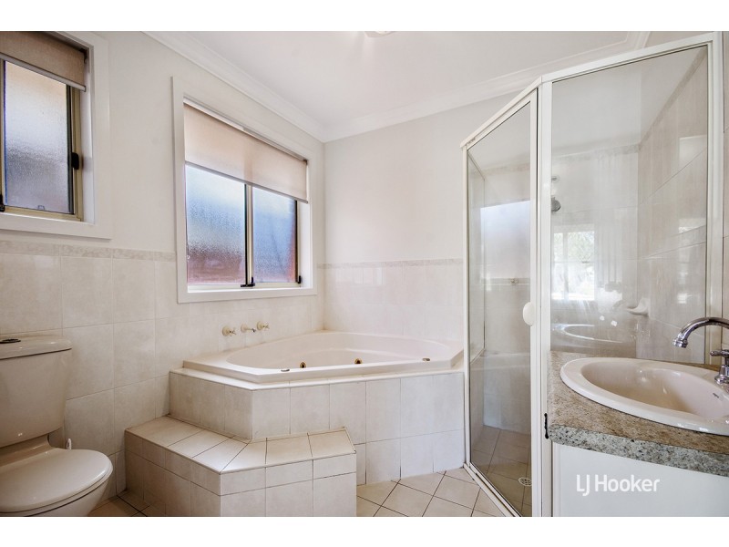 14 East Parkway, Andrews Farm SA 5114