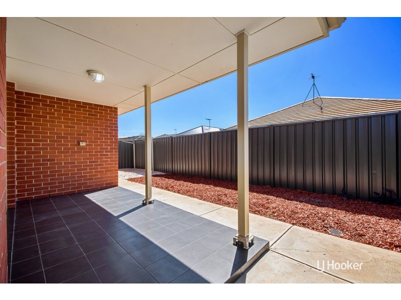 14 East Parkway, Andrews Farm SA 5114