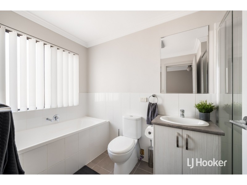 1 Mansfield Parade, Blakeview SA 5114