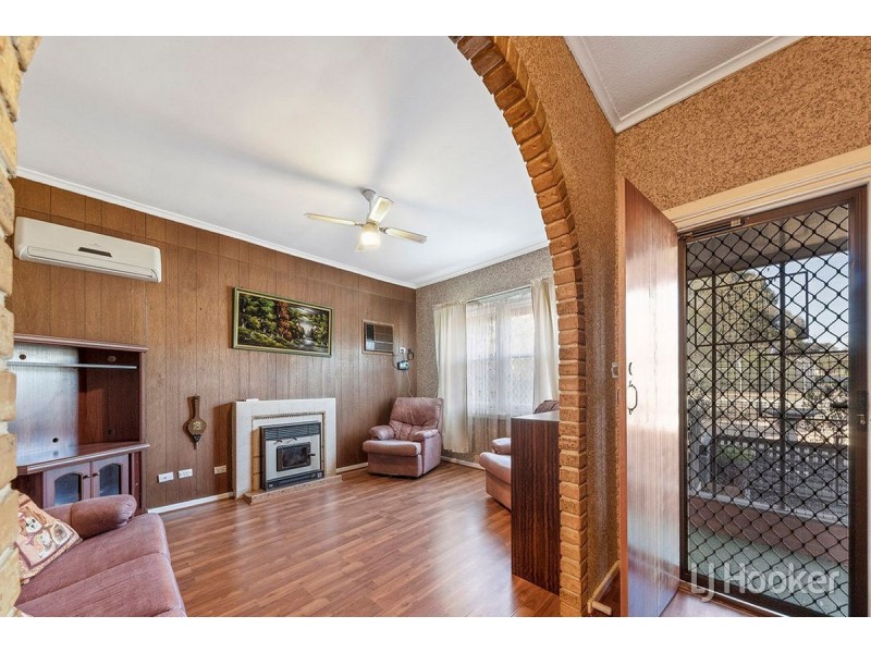 32 Catalina Road, Elizabeth East SA 5112