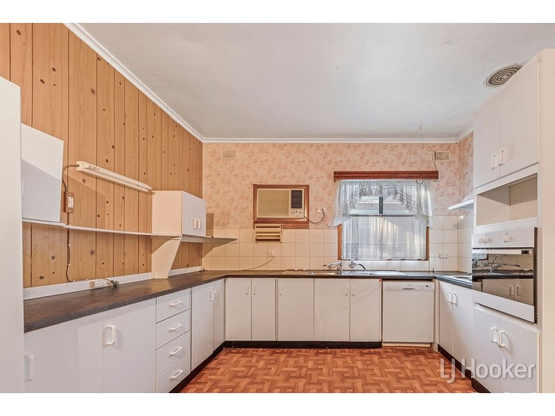 32 Catalina Road, Elizabeth East SA 5112