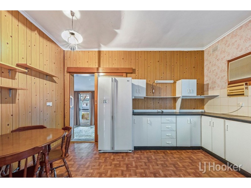 32 Catalina Road, Elizabeth East SA 5112